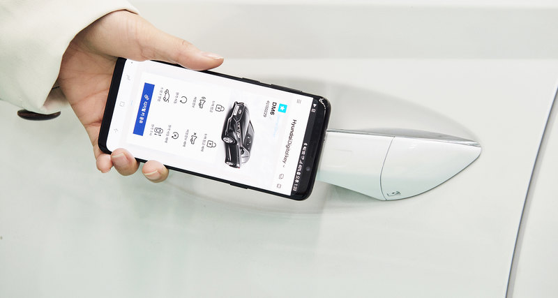 Hyundai планирует открывать свои автомобили виртуальным ключом